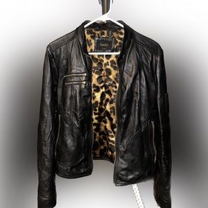 Mint condition Laundry by Shelli Segal Genuine Leather Moto Jacket Los Angeles